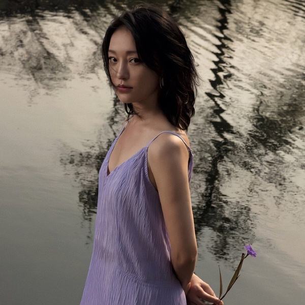 美军称“林肯”号航母有人员受伤